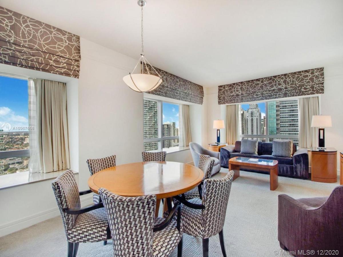 Four Seasons Hotel Miami - Luxury Private Residences Eksteriør billede