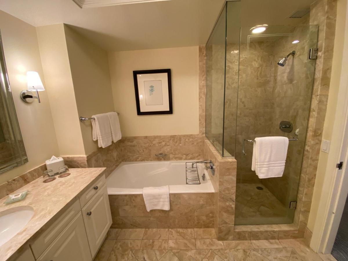 Four Seasons Hotel Miami - Luxury Private Residences Eksteriør billede
