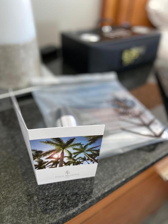 Four Seasons Hotel Miami - Luxury Private Residences Eksteriør billede